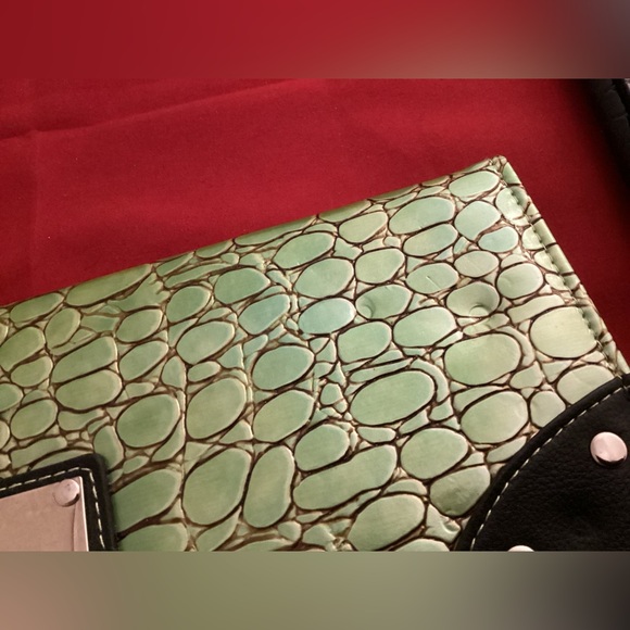 Two Miche Shells - Picture 4 of 16